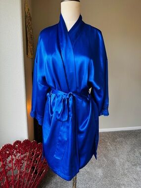 Victoria's Secret Vintage Sapphire Blue Satin Wrap Robe with Lace Trim